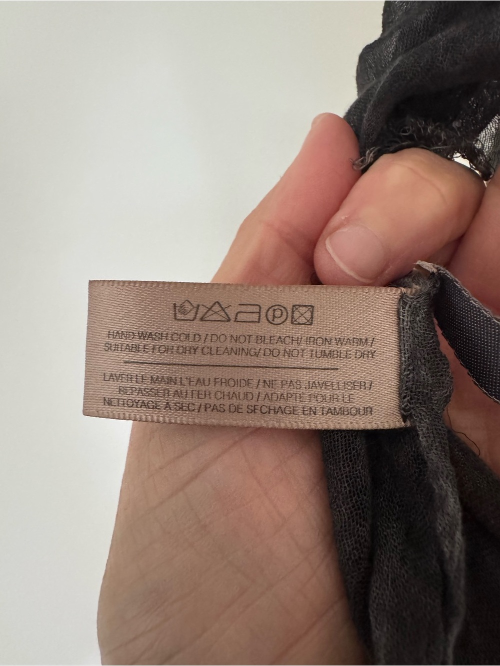 Look black scarf - Picture 6 of 6